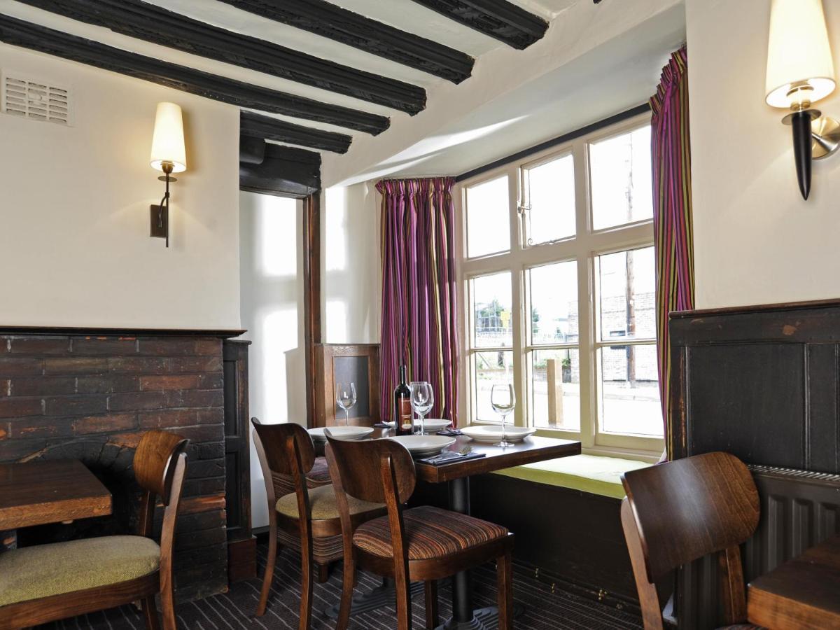 The Red Lion Hotel Whittlesford Exteriör bild
